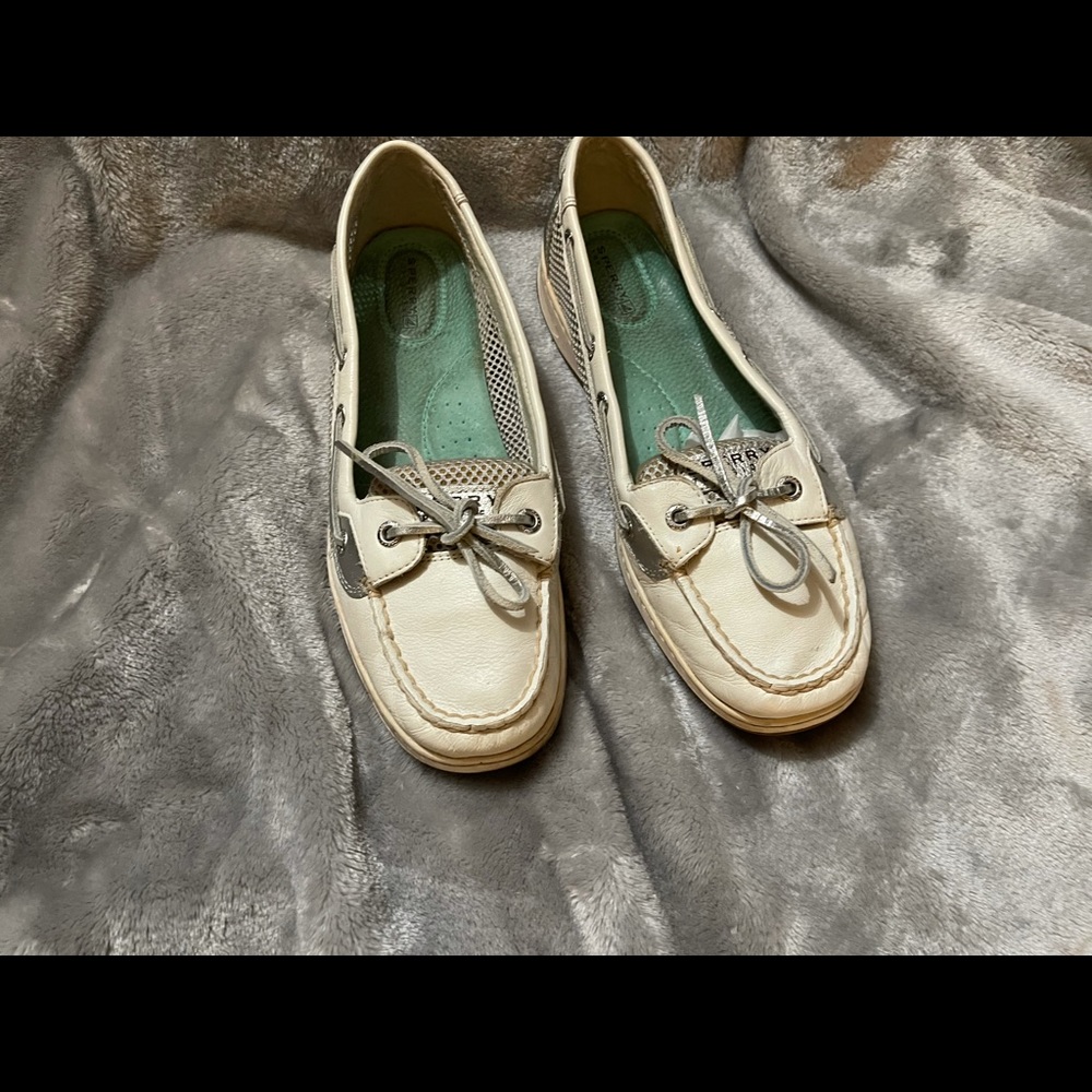 Sperry top slider boat shoes